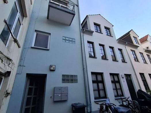 Wohnung zur Miete 930 € 3 Zimmer 85 m² frei ab sofort Mühlenstraße 87 Innenstadt Lübeck 23552