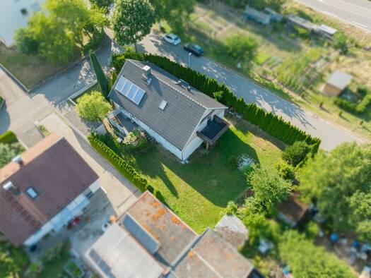 Einfamilienhaus zum Kauf 399.000 € 7 Zimmer 162 m² 657 m² Grundstück frei ab sofort Schlierbach 73278