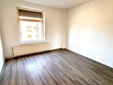 Wohnung zur Miete 450 € 3 Zimmer 71 m² 1. Geschoss frei ab sofort Friederikenstraße 55 Heppens Wilhelmshaven 26384