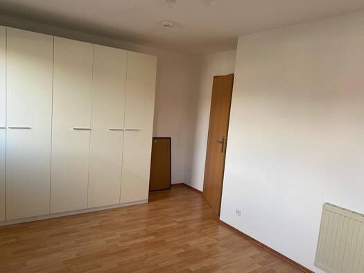 Wohnung zur Miete 950 € 3,5 Zimmer 75 m² Geschoss 1/3 frei ab 01.06.2026 Zweifelbergstr. 12 Brackenheim 74336