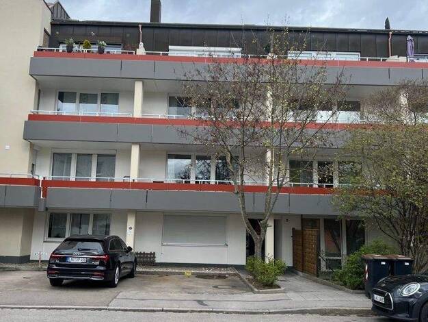 Wohnung zum Kauf 319.000 € 3 Zimmer 96 m² 4 Geschosse frei ab sofort Adelbertstraße 3 Gersthofen 86368