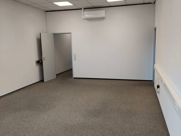 Bürofläche zur Miete 6,90 € 238,1 m² Bürofläche Tscheulinstraße 21 Teningen Teningen 79331