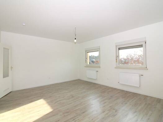 Wohnung zur Miete 670 € 2 Zimmer 73,6 m² 4. Geschoss Süd Ludwigshafen am Rhein 67061