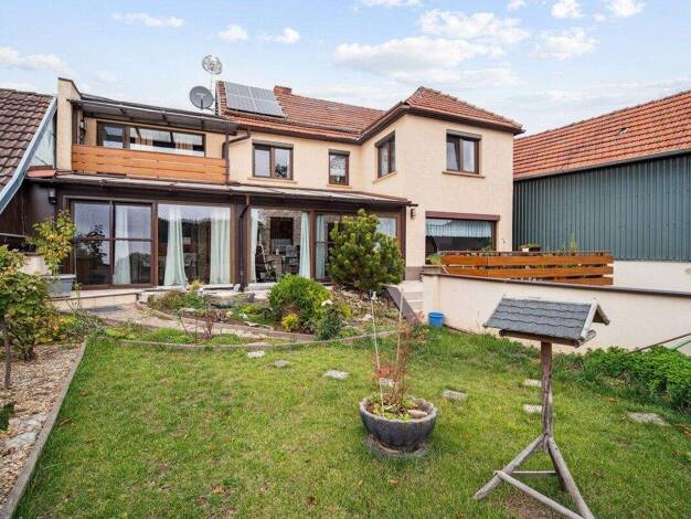 Mehrfamilienhaus zum Kauf provisionsfrei 239.000 € 11 Zimmer 211 m² 255 m² Grundstück Kirchheilingen 99947