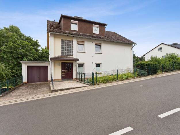 Mehrfamilienhaus zum Kauf 498.000 € 11 Zimmer 285 m² 875 m² Grundstück Melsungen Melsungen 34212