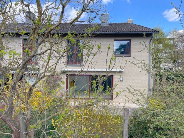 Doppelhaushälfte zum Kauf 499.000 € 5 Zimmer 172 m² 290 m² Grundstück Altwarmbüchen Isernhagen 30916