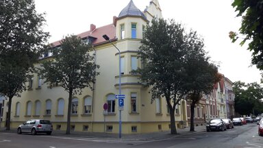 Wohnung zur Miete 940 € 4 Zimmer 139 m² 1. Geschoss Mozartstr.6 Bernburg Bernburg 06406