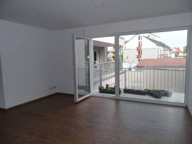 Wohnung zur Miete 950 € 2 Zimmer 72,4 m² 1. Geschoss frei ab sofort Herzogenaurach 91074