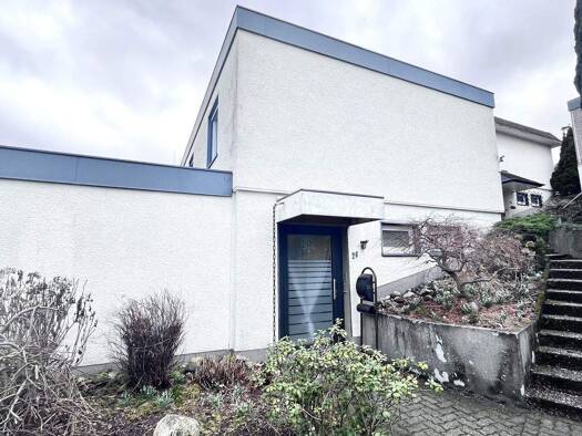 Reihenmittelhaus zum Kauf 249.000 € 4 Zimmer 110 m² 269 m² Grundstück Arnsberg 59821