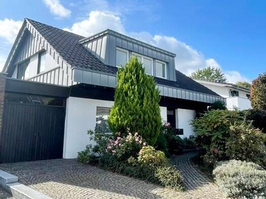 Einfamilienhaus zum Kauf 648.000 € 9 Zimmer 212 m² 750 m² Grundstück Glehn Korschenbroich 41352