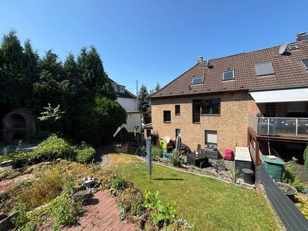 Doppelhaushälfte zum Kauf 299.000 € 6 Zimmer 146 m² 368 m² Grundstück Niedersprockhövel Sprockhövel 45549