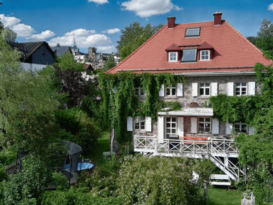 Einfamilienhaus zum Kauf 375.000 € 7 Zimmer 198 m² 900 m² Grundstück Fichtelberg Fichtelberg 95686