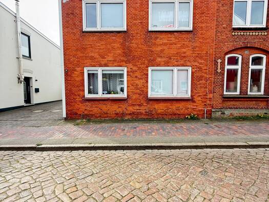 Haus zum Kauf 149.000 € 5 Zimmer 110 m² 202 m² Grundstück Husum 25813