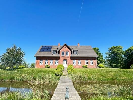 Einfamilienhaus zum Kauf 1.590.000 € 11 Zimmer 380 m² 10.006 m² Grundstück Neukirchen 25927