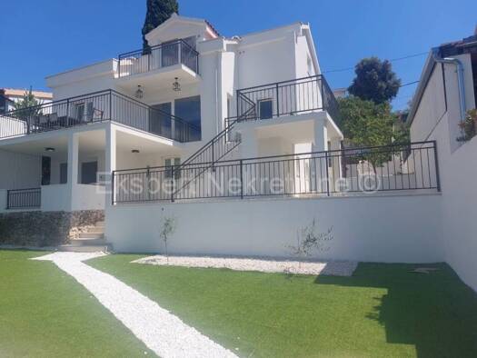 Haus zum Kauf 1.394.000 € 6 Zimmer 370 m² Seget