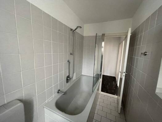 Wohnung zur Miete 299 € 2 Zimmer 44 m² frei ab 01.02.2026 Mittelstraße 8 Mitte Bremerhaven 27568