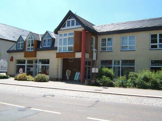 Wohnung zur Miete 466 € 104,3 m² Glauchauer Straße 37a Lichtenstein Lichtenstein (Sachsen) 09350