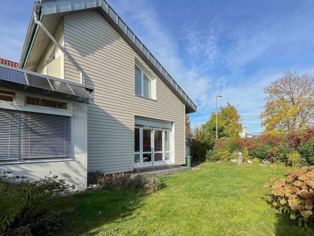 Einfamilienhaus zum Kauf 780.000 € 9 Zimmer 315,1 m² 924 m² Grundstück Burghausen 84489