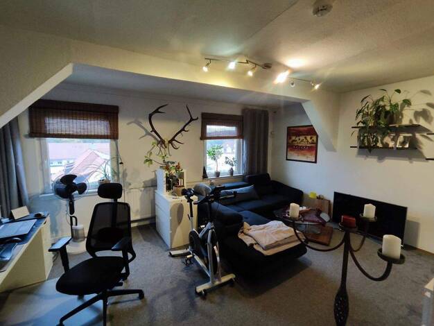 Wohnung zur Miete 400 € 5 Zimmer 104,4 m² 3. Geschoss frei ab 01.01.2026 Untere Marktstraße 18 Hildburghausen 98646