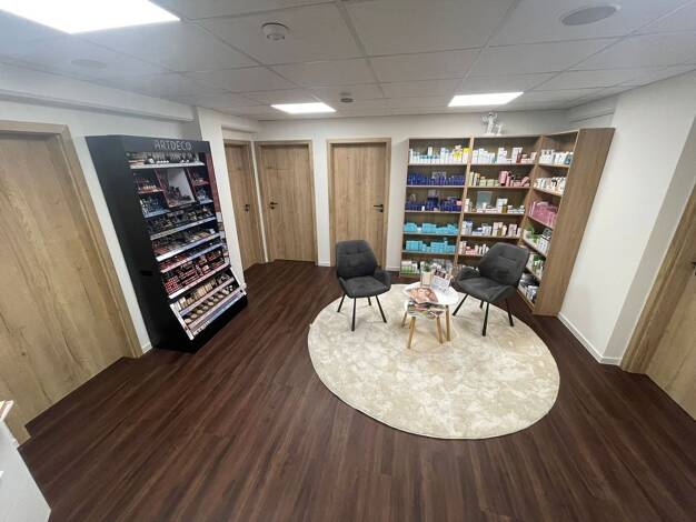 Laden zur Miete 730 € 5 Zimmer 73 m² Verkaufsfläche Ebingen Albstadt 72458