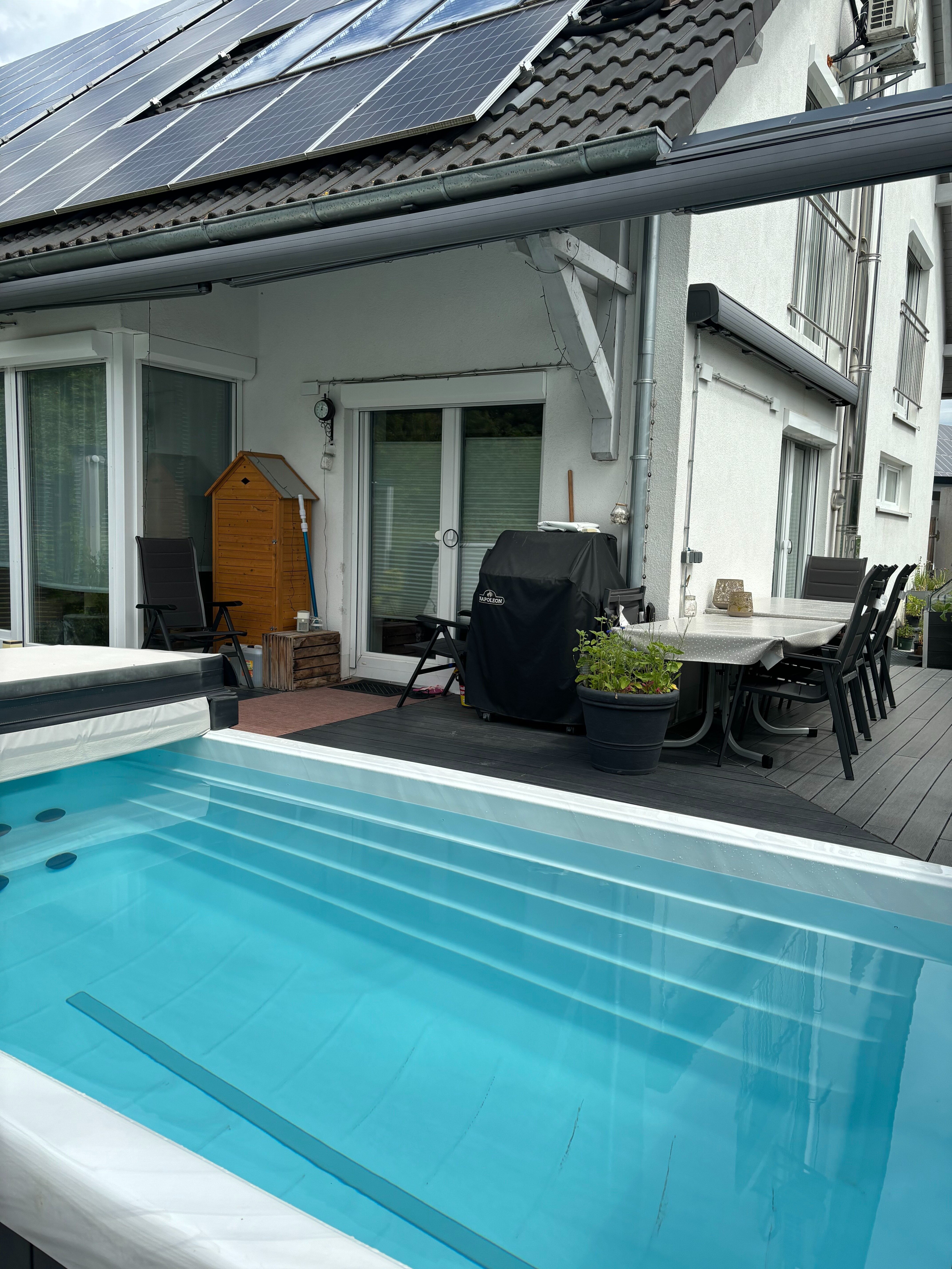 Doppelhaushälfte zum Kauf 599.000 € 5 Zimmer 184 m²<br/>Wohnfläche 251 m²<br/>Grundstück Planungsbezirk 501 Straubing 94315