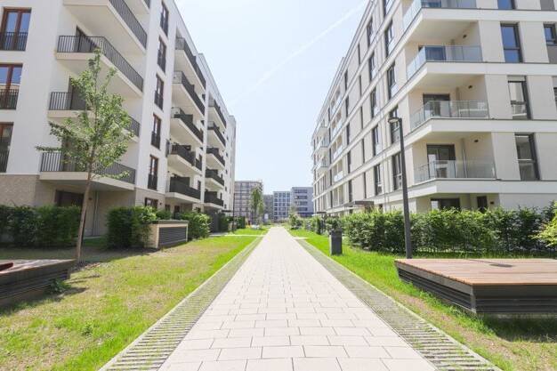 Wohnung zur Miete 1.900 € 4 Zimmer 105,8 m² 2. Geschoss frei ab 16.07.2025 Goldina-Hirschberg-Straße 2 Bockenheim Frankfurt-Bockenheim 60486