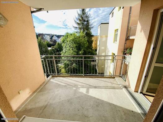 Wohnung zur Miete 300 € 2 Zimmer 49 m² 1. Geschoss frei ab 01.11.2026 Franz-Petrich-Straße 4 Innenstadt Gera 07545