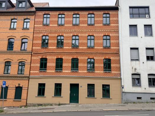 Wohnung zur Miete 450 € 1,5 Zimmer 47,2 m² 3. Geschoss frei ab 01.10.2026 Naumburger Straße 38 Weißenfels 06667