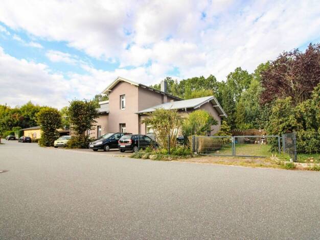 Mehrfamilienhaus zum Kauf 310.000 € 9 Zimmer 274,6 m² 780,2 m² Grundstück Fahrenkrug 23795
