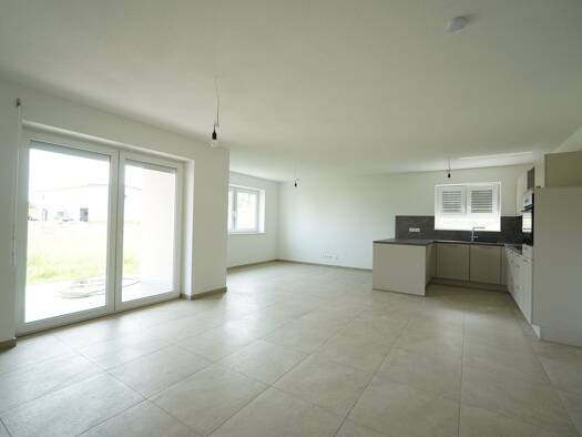 Terrassenwohnung zur Miete - Erstbezug 990 € 4 Zimmer 103,3 m² frei ab sofort Wallhausen 74599