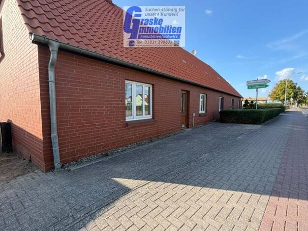Doppelhaushälfte zum Kauf 159.000 € 7 Zimmer 150 m² 1.264 m² Grundstück Hauptstraße 22 Klink Klink 17192