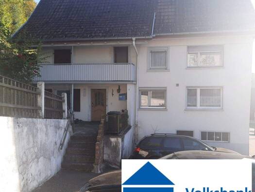 Mehrfamilienhaus zum Kauf 255.000 € 7 Zimmer 159,3 m² 242 m² Grundstück Degernau Wutöschingen / Degernau 79793