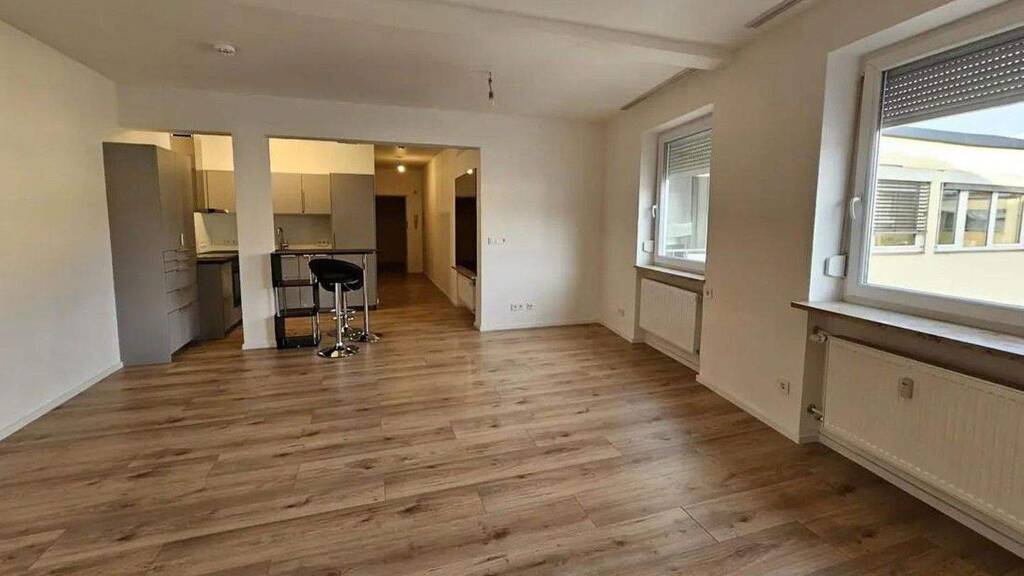 Studio zur Miete 650 € 1 Zimmer 47 m² 4. Geschoss Grünaustr. 13 Hals Passau 94034
