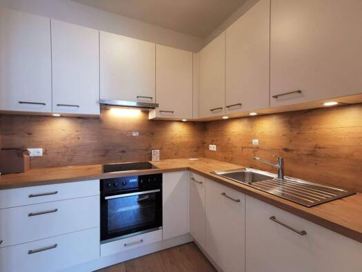 Terrassenwohnung zur Miete 950 € 2 Zimmer 53 m² 1. Geschoss Dr. Walter-Waizerstraße 1a. Schwaz 6130