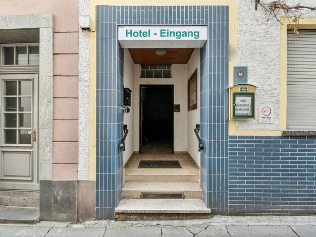 Hotel zum Kauf 459.000 € 19 Zimmer 385 m² Grundstück Boppard Boppard 56154