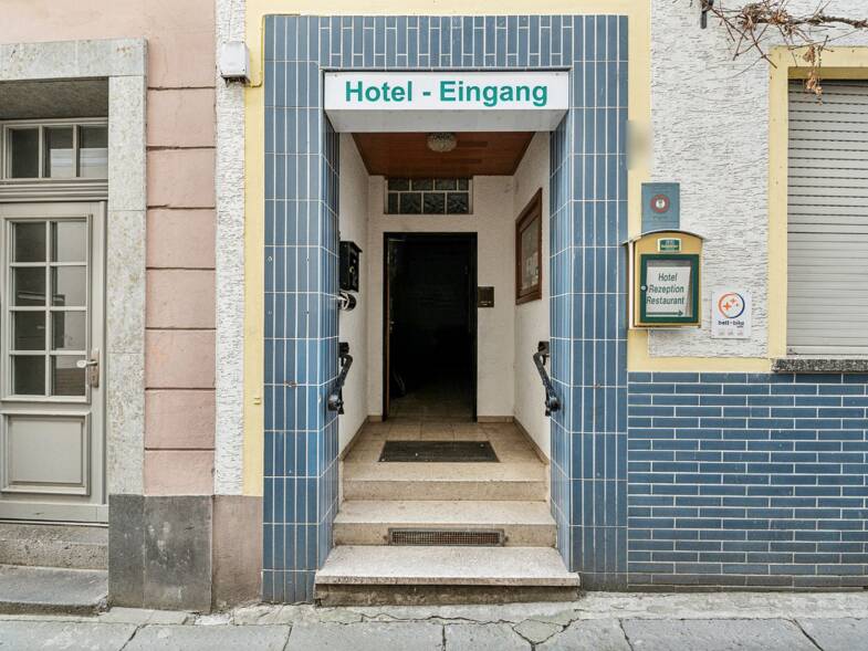 Hotel zum Kauf 459.000 € 19 Zimmer 385 m² Grundstück Boppard Boppard 56154
