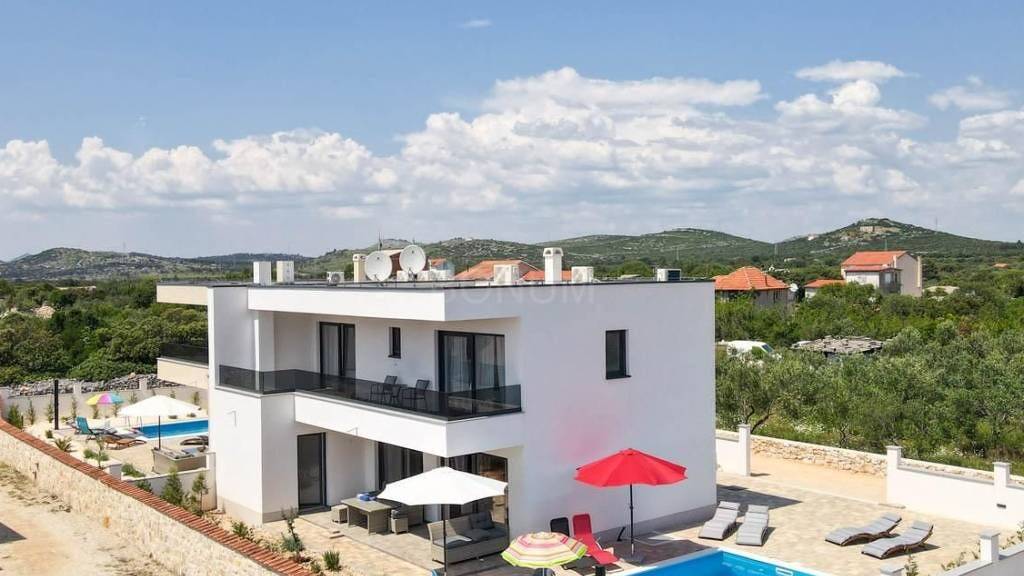 Haus zum Kauf 580.000 € 5 Zimmer 185 m² Jadrija, Sibenik - Okolica Sibenik