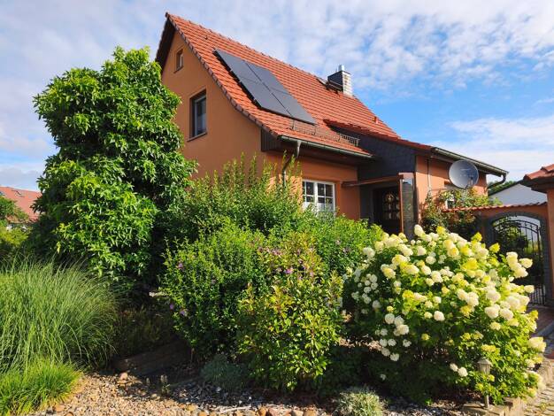 Einfamilienhaus zum Kauf 184.000 € 4,5 Zimmer 110 m² 1.011 m² Grundstück Dörgenhausen Hoyerswerda 02977