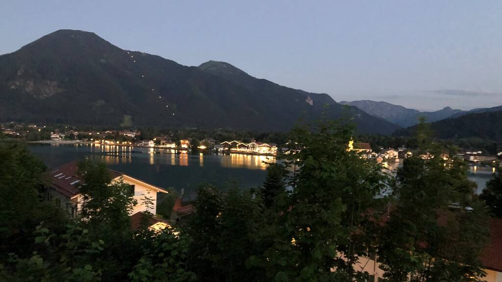 Wohnung zum Kauf provisionsfrei 5 Zimmer 182 m² EG frei ab sofort Tegernsee 83684