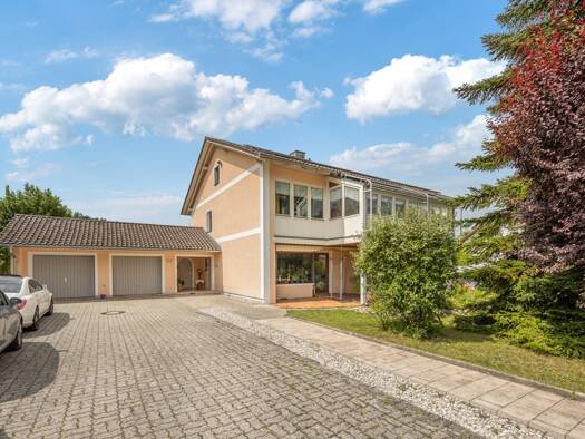 Mehrfamilienhaus zum Kauf 750.000 € 9,5 Zimmer 301,1 m² 1.035 m² Grundstück Tittmoning Tittmoning 84529