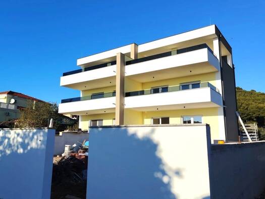 Einfamilienhaus zum Kauf - Erstbezug 599.000 € 6 Zimmer 243 m² Tribunj 22000