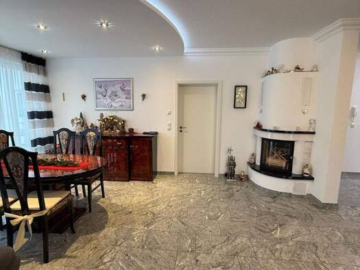 Mehrfamilienhaus zum Kauf als Kapitalanlage geeignet 1.390.000 € 10 Zimmer 313 m² Zimmern Zimmern ob Rottweil 78658