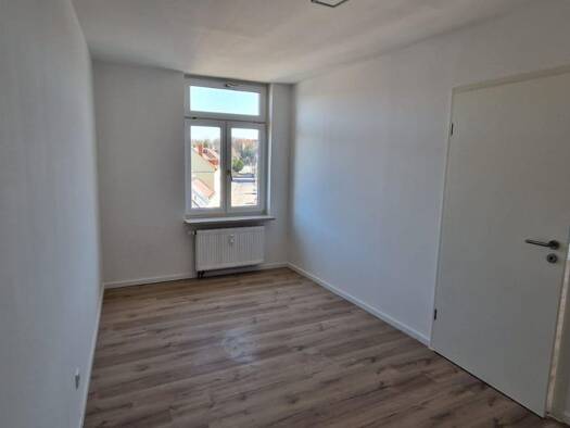 Wohnung zur Miete 315 € 2 Zimmer 58 m² 2. Geschoss Glauchau Glauchau 08371