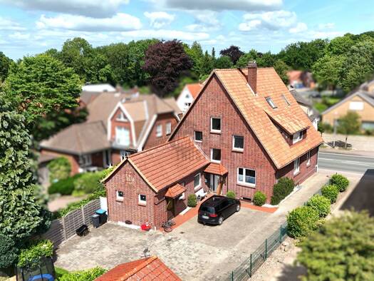 Haus zum Kauf 14 Zimmer 130 m² 608 m² Grundstück Cadenberge 21781