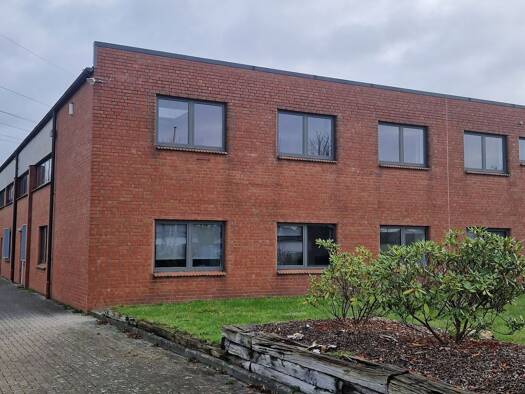 Büro zur Miete provisionsfrei 1.400 € 8 Zimmer 205 m² Bürofläche Dreye Weyhe 28844