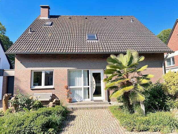 Einfamilienhaus zum Kauf 595.000 € 7 Zimmer 147 m² 549 m² Grundstück Hoisten Neuss 41469
