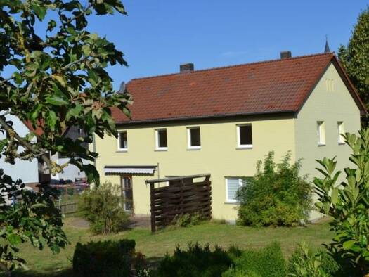 Mehrfamilienhaus zum Kauf 270.000 € 10 Zimmer 180 m² 880 m² Grundstück frei ab sofort Raboldshausen Neuenstein 36286