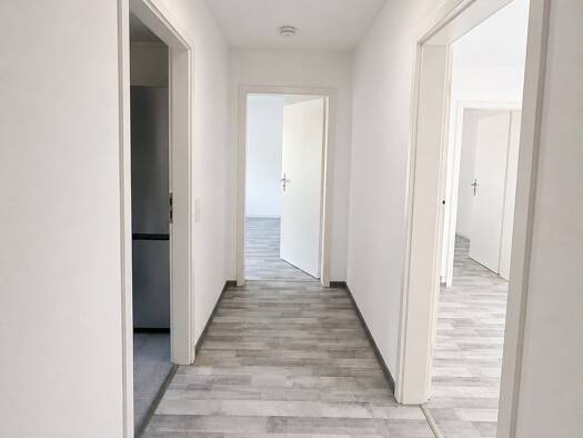 Wohnung zur Miete 850 € 3 Zimmer 65 m² Geschoss 2/3 frei ab sofort Quellenstraße 9 Unterhausen Lichtenstein 72805