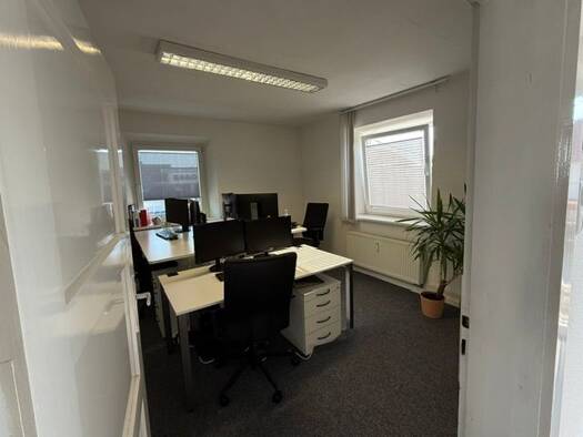 Bürogebäude zur Miete provisionsfrei 2.000 € 7 Zimmer 210 m² Bürofläche Friedrichshofener Straße 51 Friedrichshofen Ingolstadt 85049