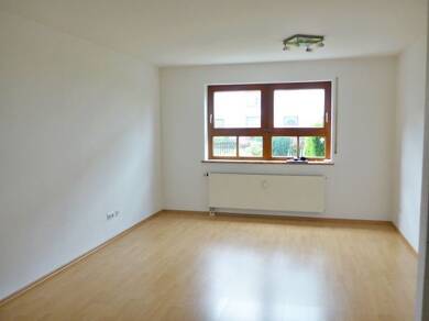 Wohnung zur Miete 205 € 2 Zimmer 34,1 m² 1. Geschoss frei ab sofort Fröbelstraße 23 Waldheim Waldheim 04736